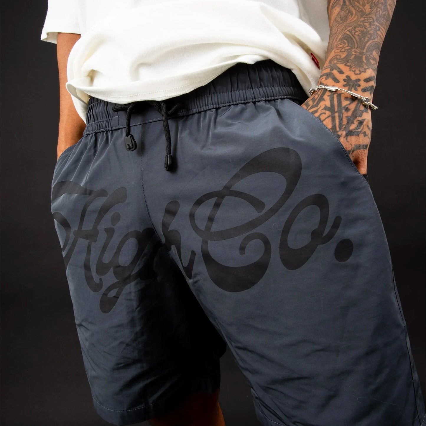 Shorts Script Grey