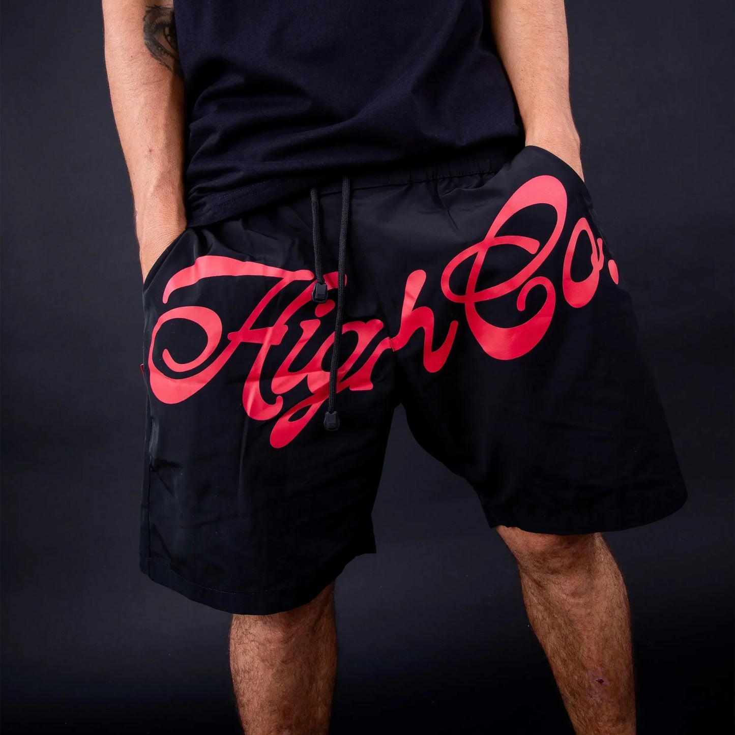 Shorts Script Black