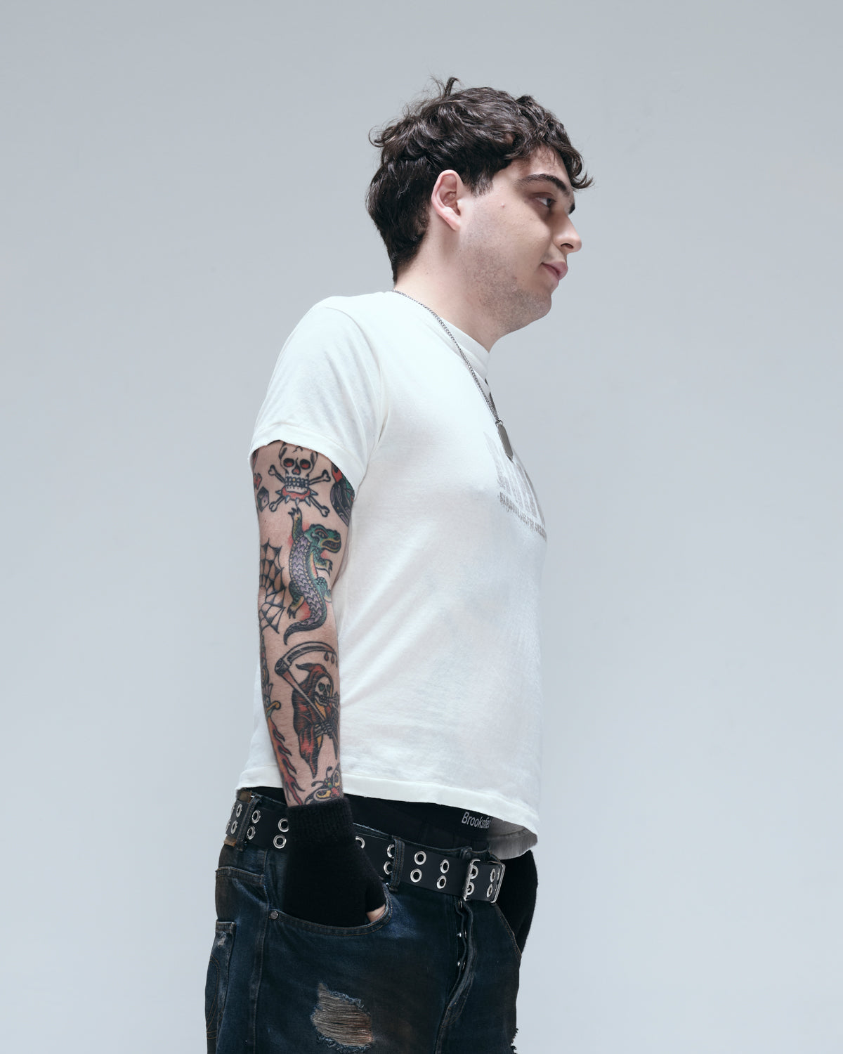 EXCLUSIVE REGULAR GAZE TEE - OW