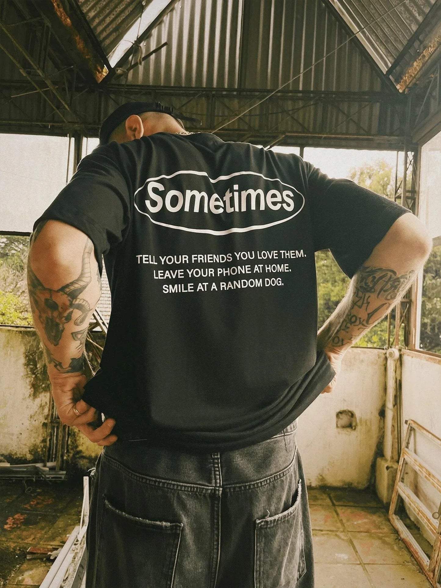 Camiseta Leave Your Phone